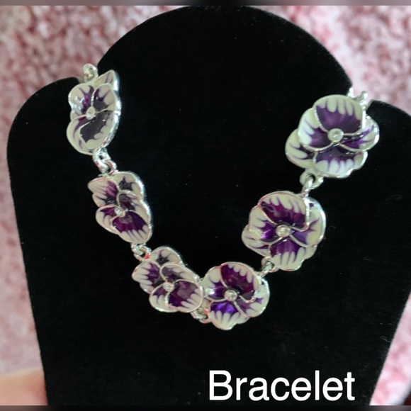 Joan Rivers Jewelry - Joan Rivers enameled pansy bracelet